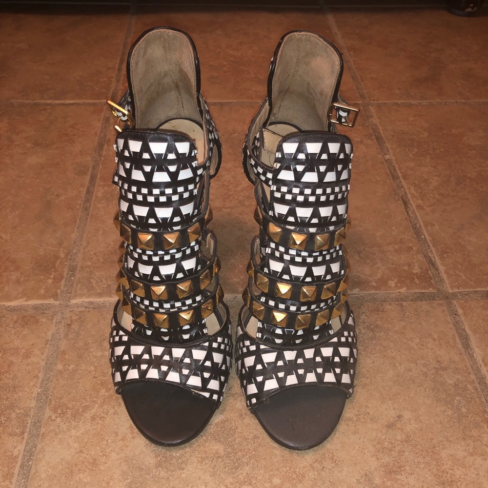 Zara Tribal Black & White Sandals Heels 7.5